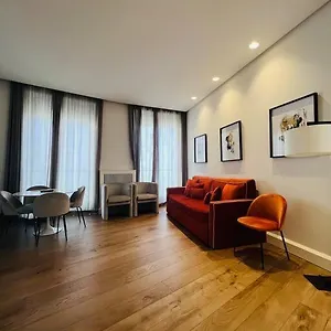  Apartment Piazza Affari - Center Italy